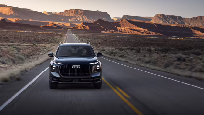Конкурент BMW X7: Audi выпустила кроссовер Q9 длиной как «Газель»