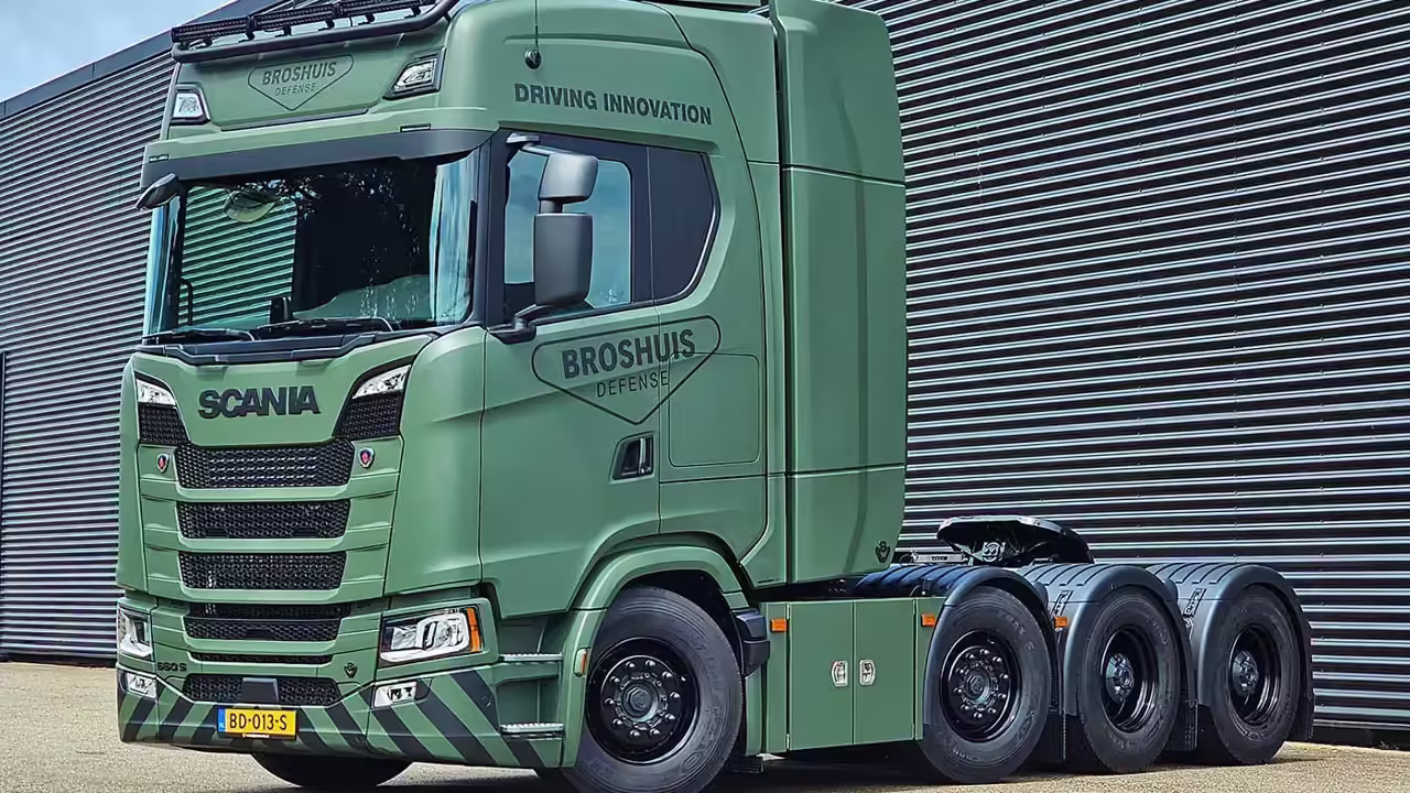 Из тягача Scania построили короткую многоножку для европейских военных