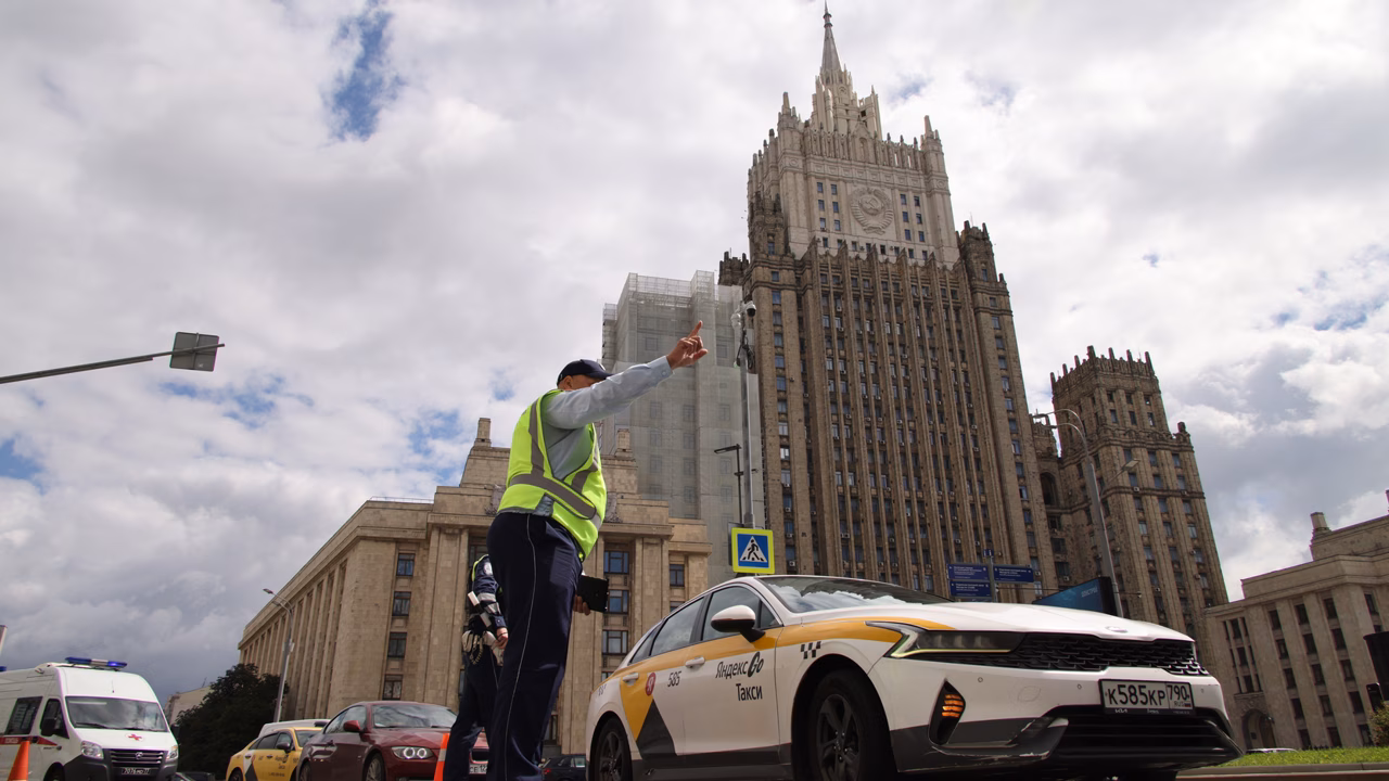 Антон Шапарин назвал «ручные» штрафы за парковку противоречащими закону