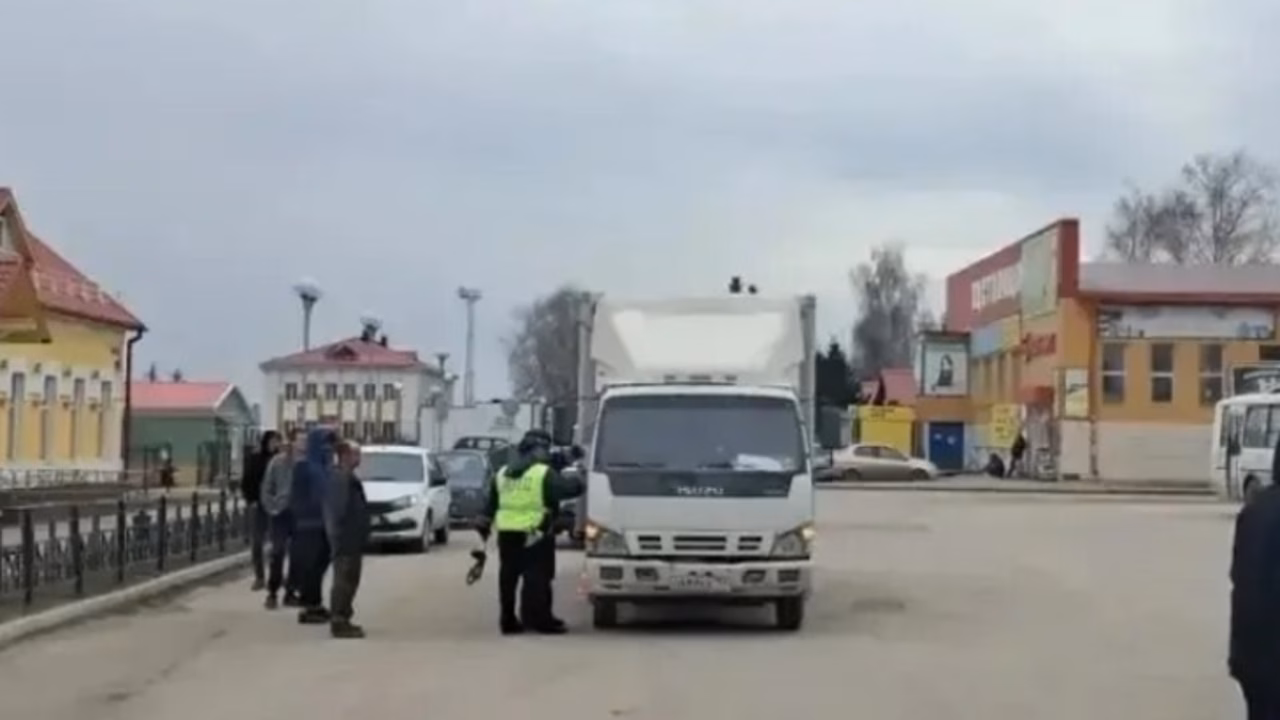 Новосибирский суд наказал водителя за смерть пенсионерки на вокзале