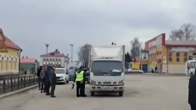Новосибирский суд наказал водителя за смерть пенсионерки на вокзале