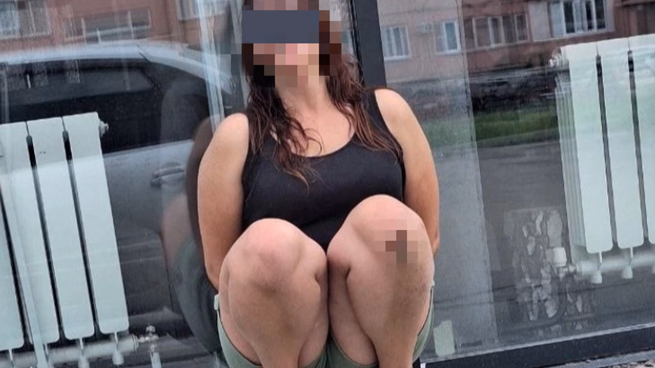 В Новосибирске женщина на «Фольксвагене» въехала в людей у бара