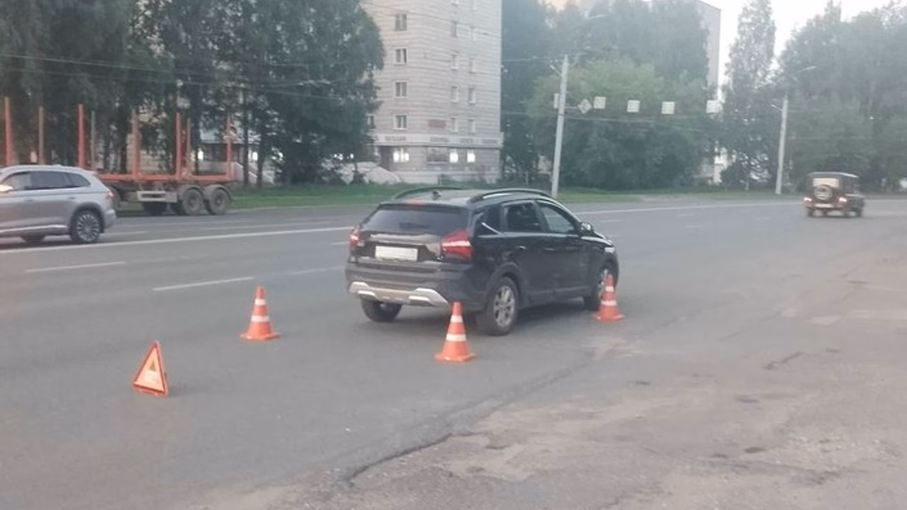 В ДТП на Воровского пострадал 17-летний подросток-курьер