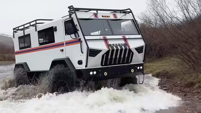 Похож на ГАЗ-66: в Красноярске наладили выпуск вездеходов «Варяг»