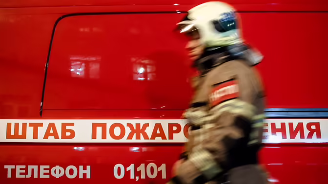 В Туве легковой автомобиль столкнулся с бензовозом