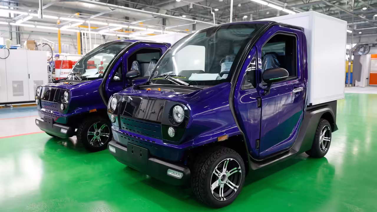 Названы самые дешевые новые автомобили в России