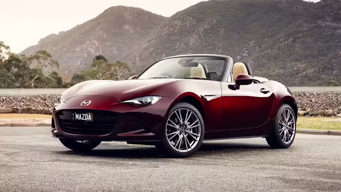 Mazda готовит новое поколение MX-5