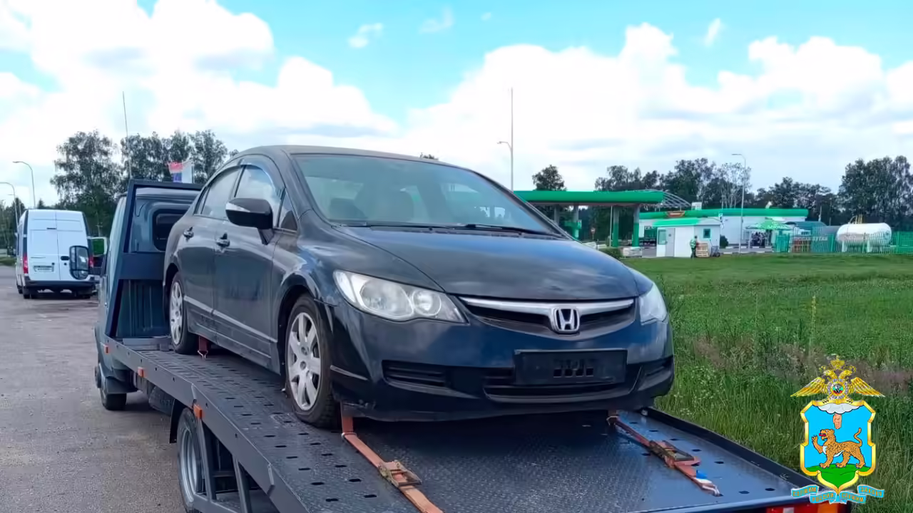 Полиция России и Беларуси вернула псковичу Honda Civic спустя 13 лет