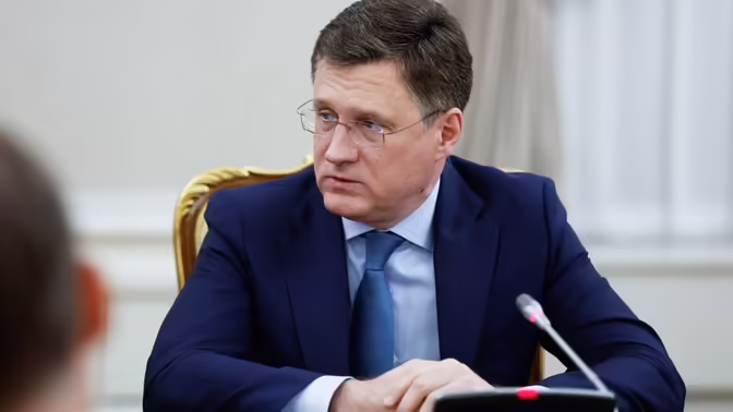 Новак обсудил поставки бензина и дизтоплива в регионы