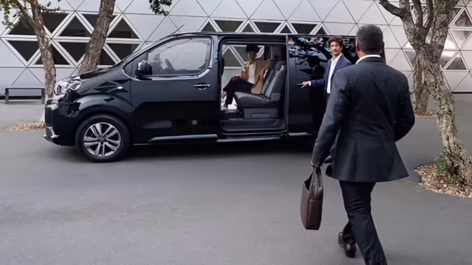 В РФ стартуют продажи минивэна Citroen c гарантией: сколько он стоит