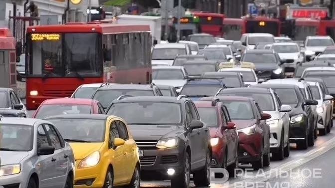 Авария на М7 собрала пробку длиной 4,5 км на выезде из Казани