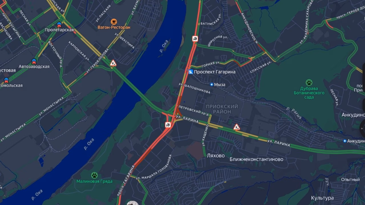 На проспекте Гагарина в Нижнем Новгороде образовалась пробка