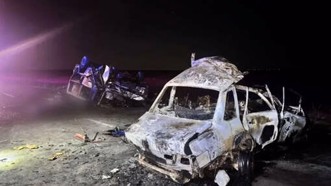 Двое погибли, шестеро госпитализированы после ДТП под Астраханью