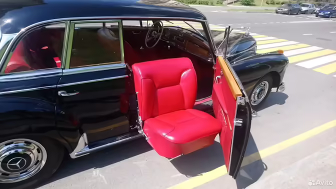 В России продают Mercedes-Benz 300d 1959 года