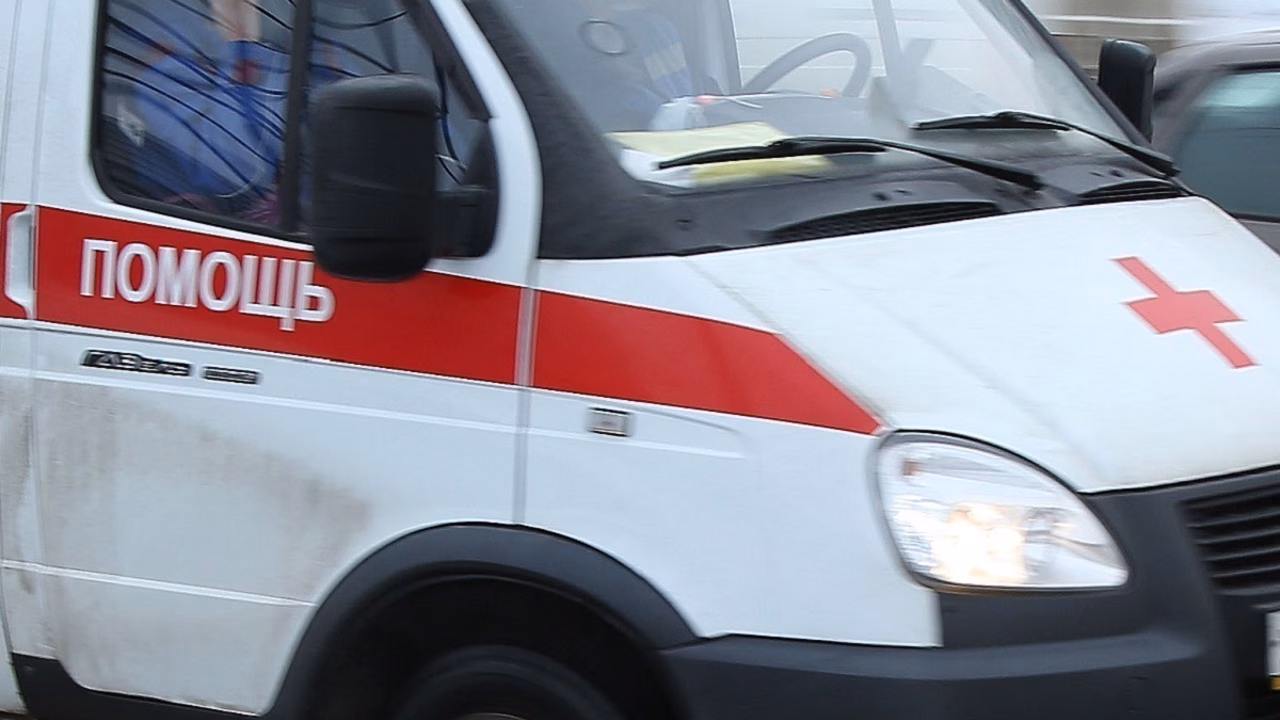 ГАИ: в Калининграде пьяный водитель сбил подростка и взрезался в дом