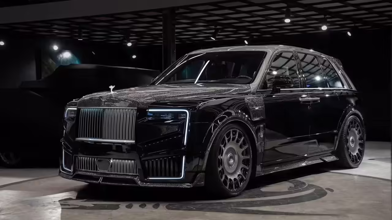 В России продают Rolls-Royce Cullinan 2025 года за 190 млн рублей