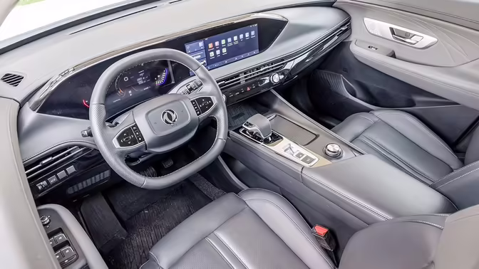 Эксперты «За рулем» назвали преимущества кроссовера Dongfeng Huge