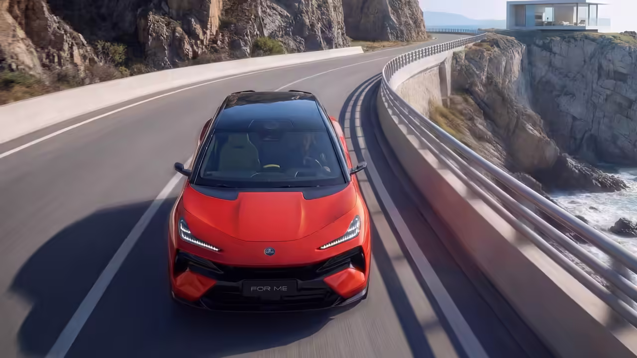Lotus объяснил, почему не привез свой электрический кроссовер в США