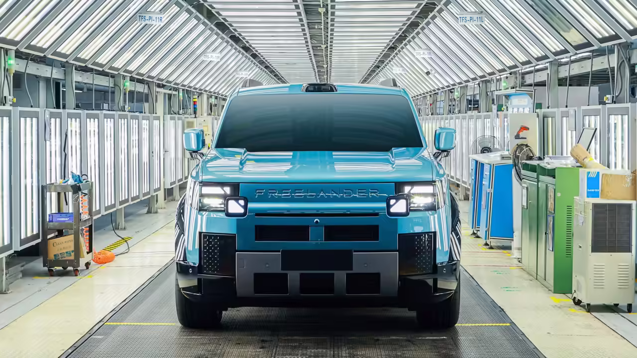 Большой кроссовер Freelander 8 из Китая: старт производства и глобальные амбиции