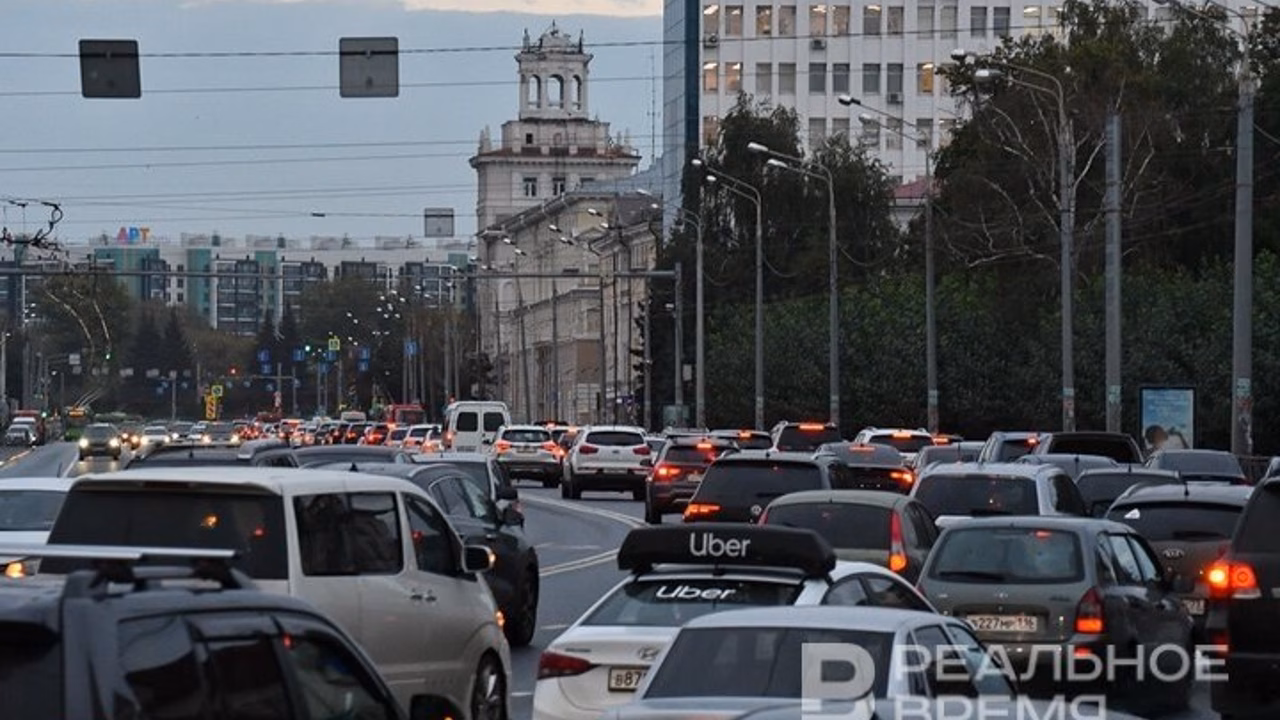 На трассе Казань — Ульяновск загорелась фура