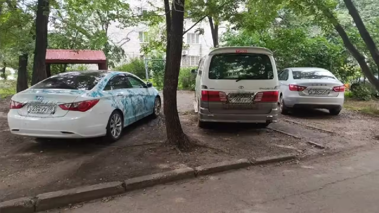 Неправильная парковка обошлась благовещенским водителям в 125 тысяч рублей за неделю