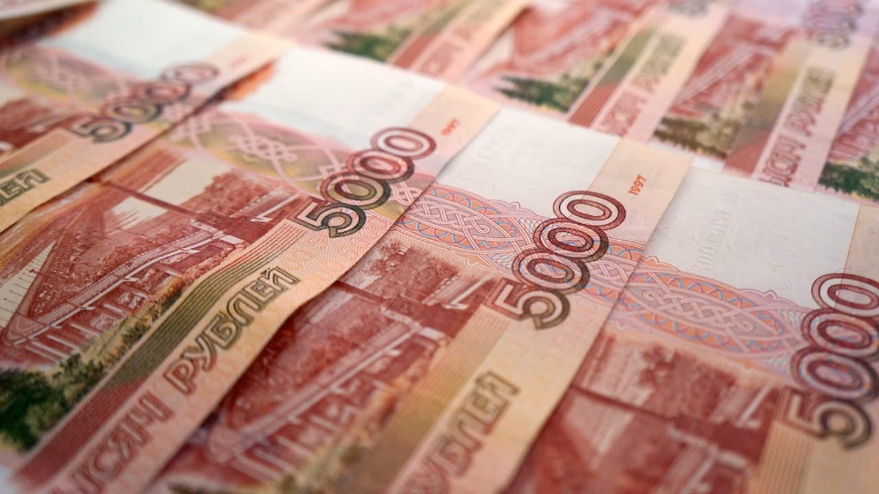 За полгода свердловчан оштрафовали на 3,2 миллиарда рублей за нарушения ПДД