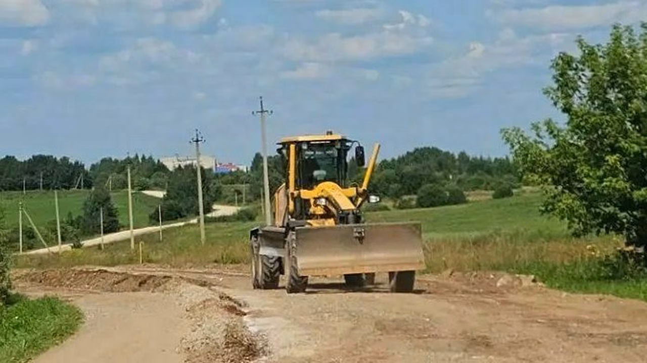 В Кирове обновили еще несколько грунтовых дорог