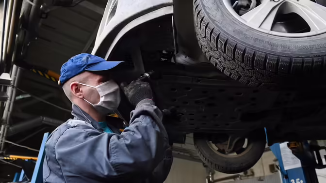 В Курской области хозяйка автомобиля отсудила 1,5 миллиона рублей у автомеханика