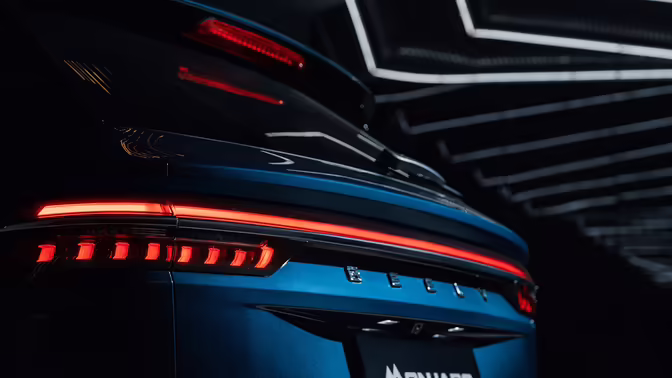 Geely испытывает новое поколение пятиместного кроссовера Monjaro