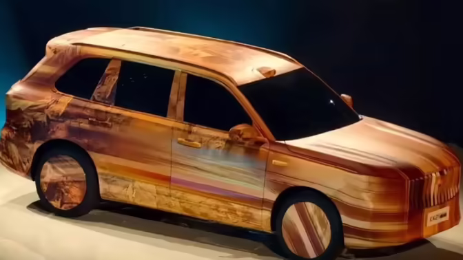 Кроссовер Geely KX21 заметили на дорожных тестах в Китае