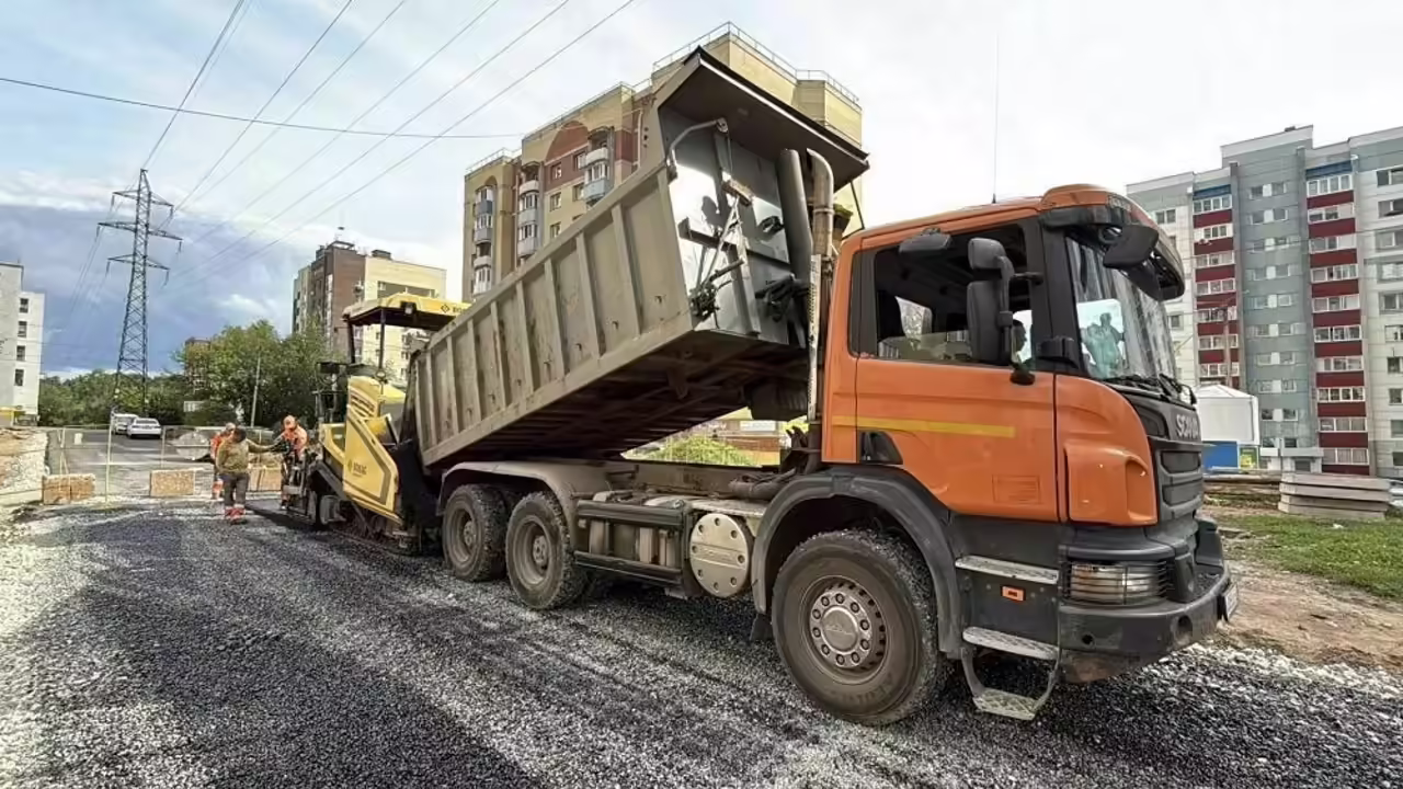 В Кирове по нацпроекту ремонтируют семь участков дорог