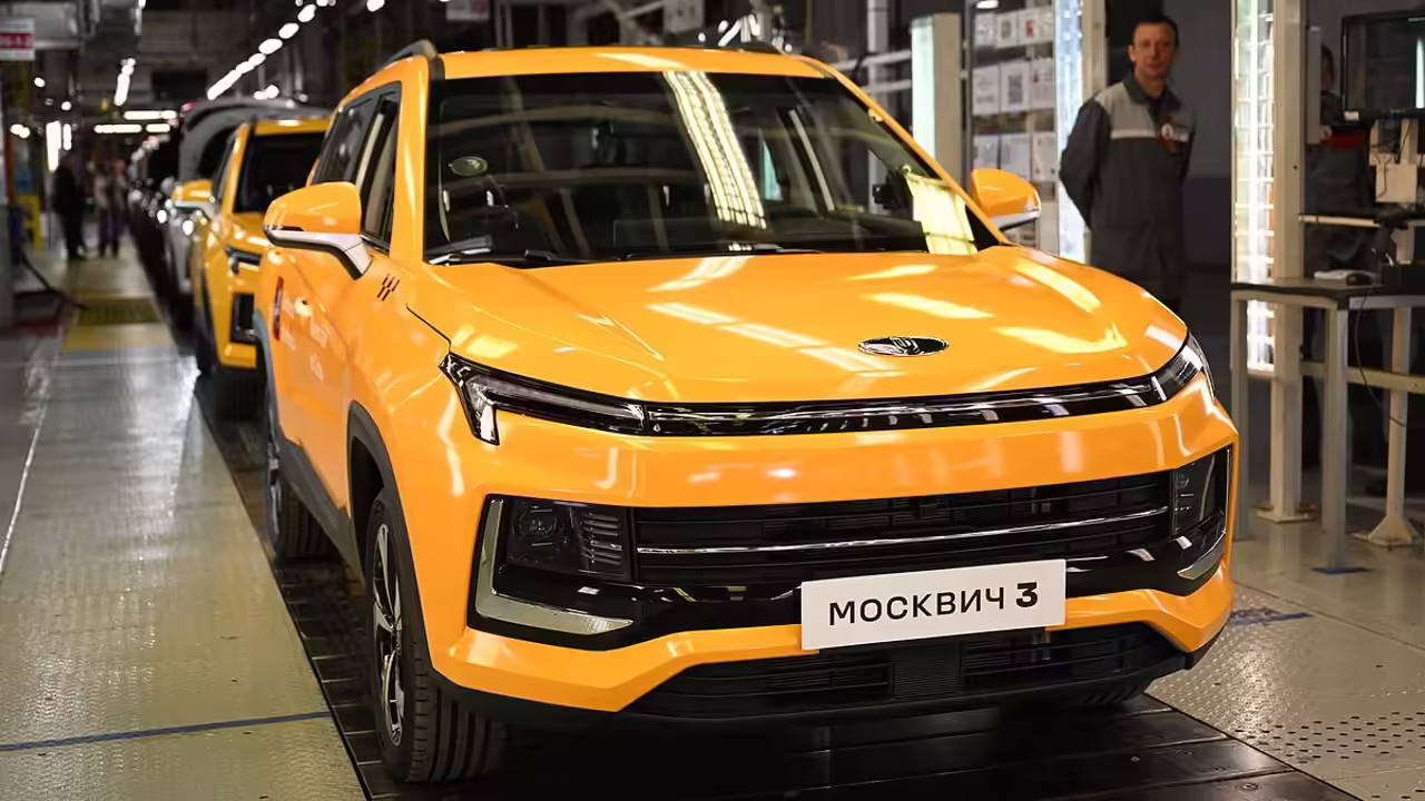 «Москвич 3» подешевел на 360 тысяч рублей