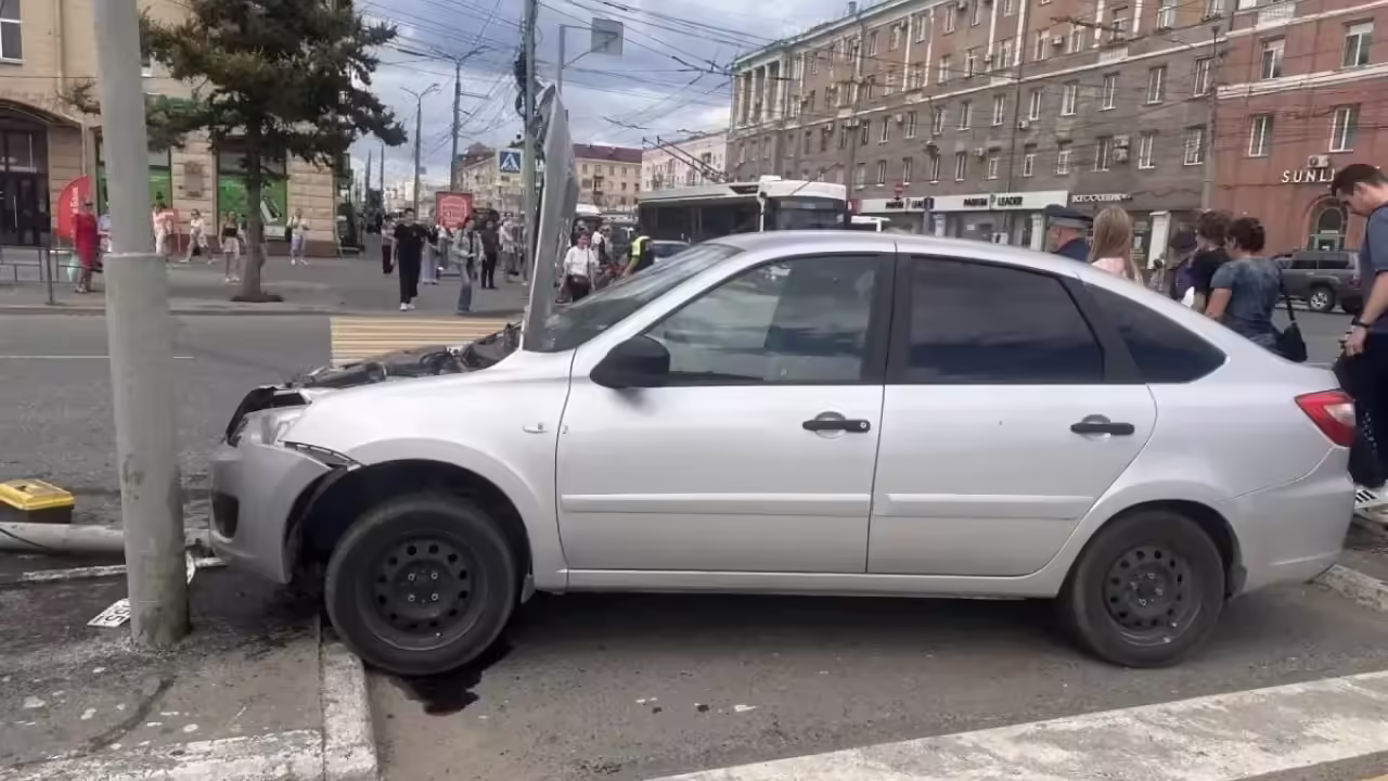 В Омске завели дело после наезда на семерых пешеходов