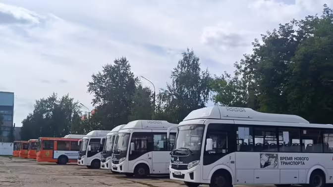 В автобусах Арзамаса устанавливают терминалы оплаты проезда