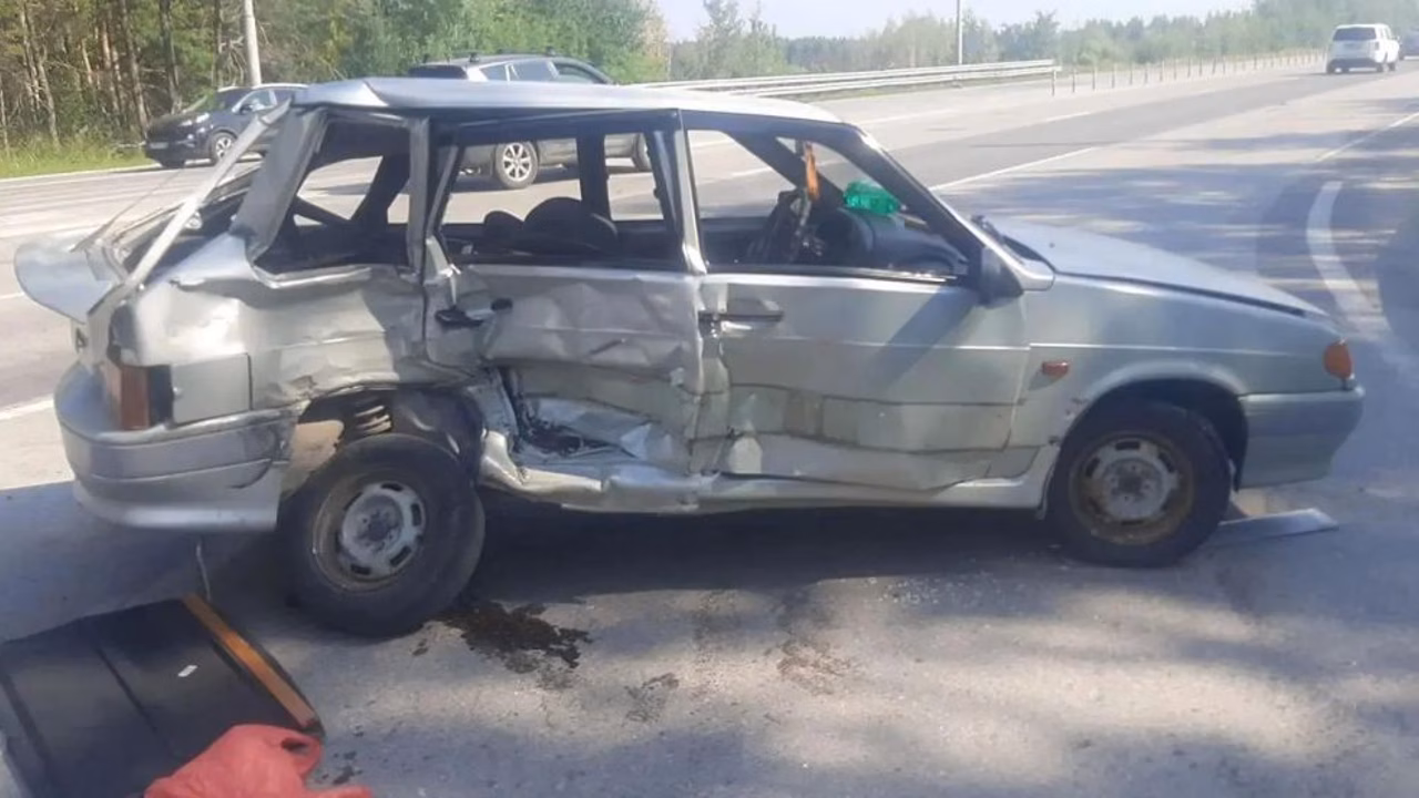 В Рязани три человека пострадали в ДТП с двумя автомобилями