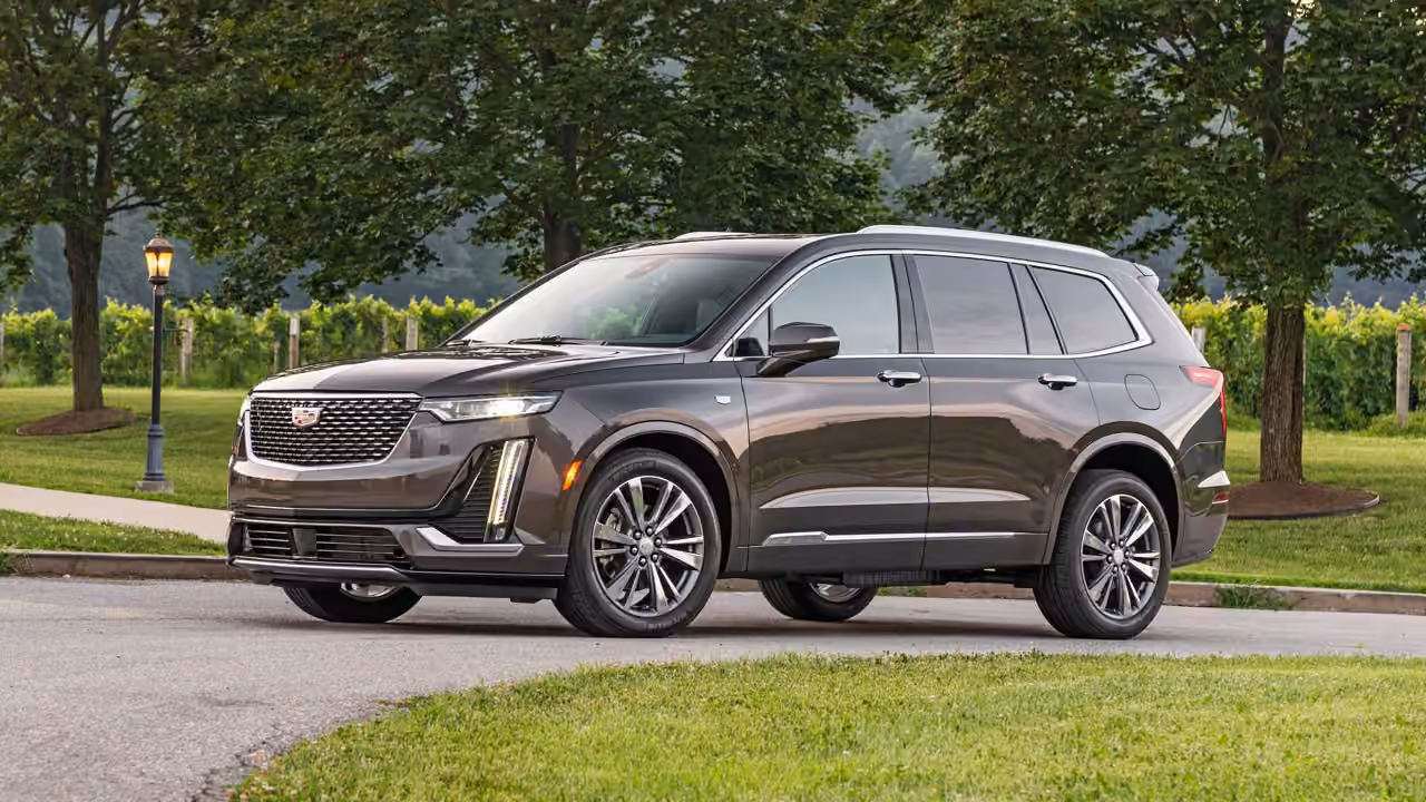 Бензиновый Cadillac XT6 вернётся в строй на фоне слабых продаж электромобилей