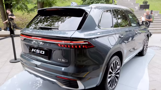 Кроссовер Volga K50 прошел детальный разбор «За рулем»