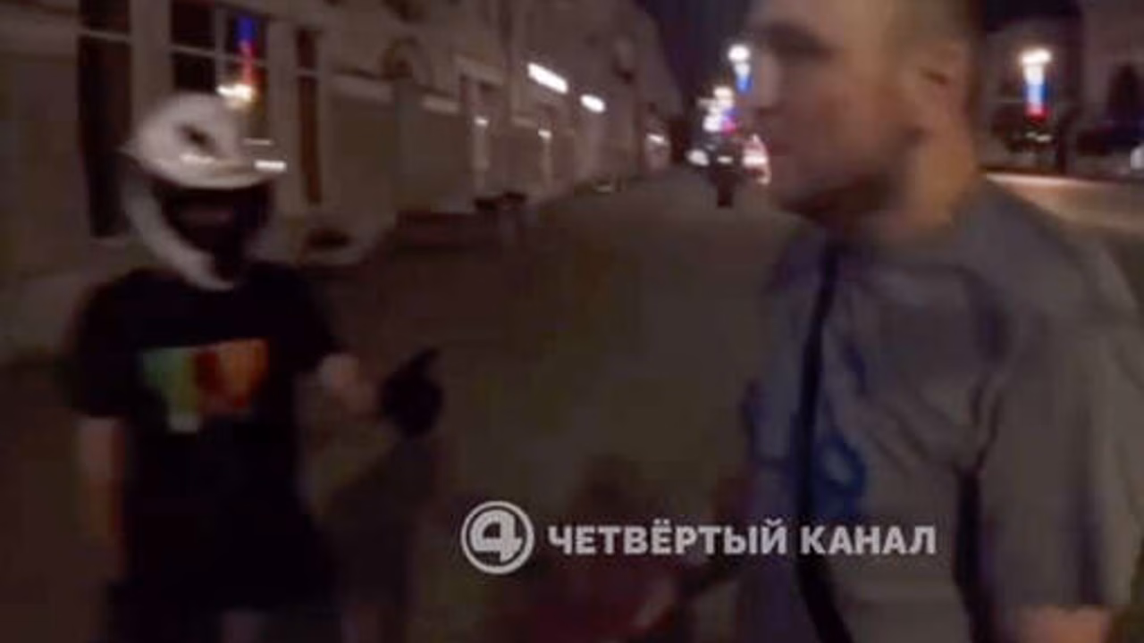 В Екатеринбурге байкеров начали слепить лазером