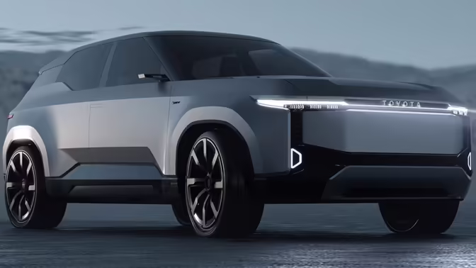 Новый автомобиль семейства Land Cruiser показали на фото