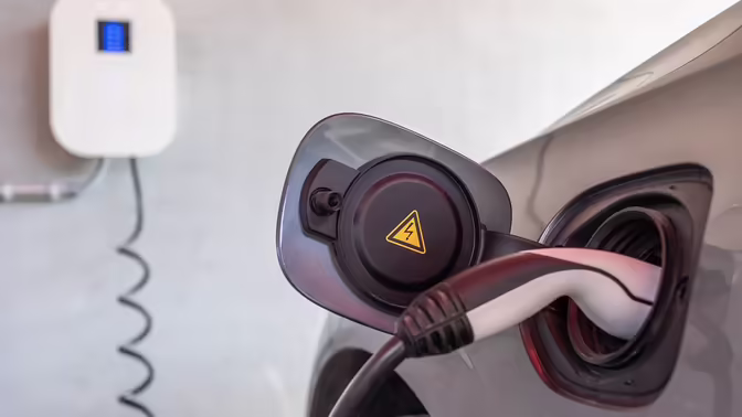 В Нинбо загорелся не подключенный к зарядке электромобиль Zeekr 7X