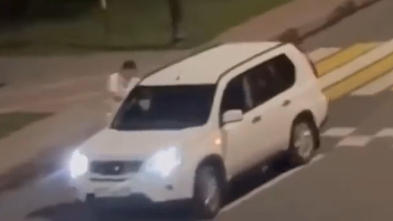 В Кемерове молодой автомобилист с другом оторвались и поплатились