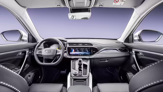 Китайский кроссовер с мотором Volvo: за что его ругают и хвалят владельцы