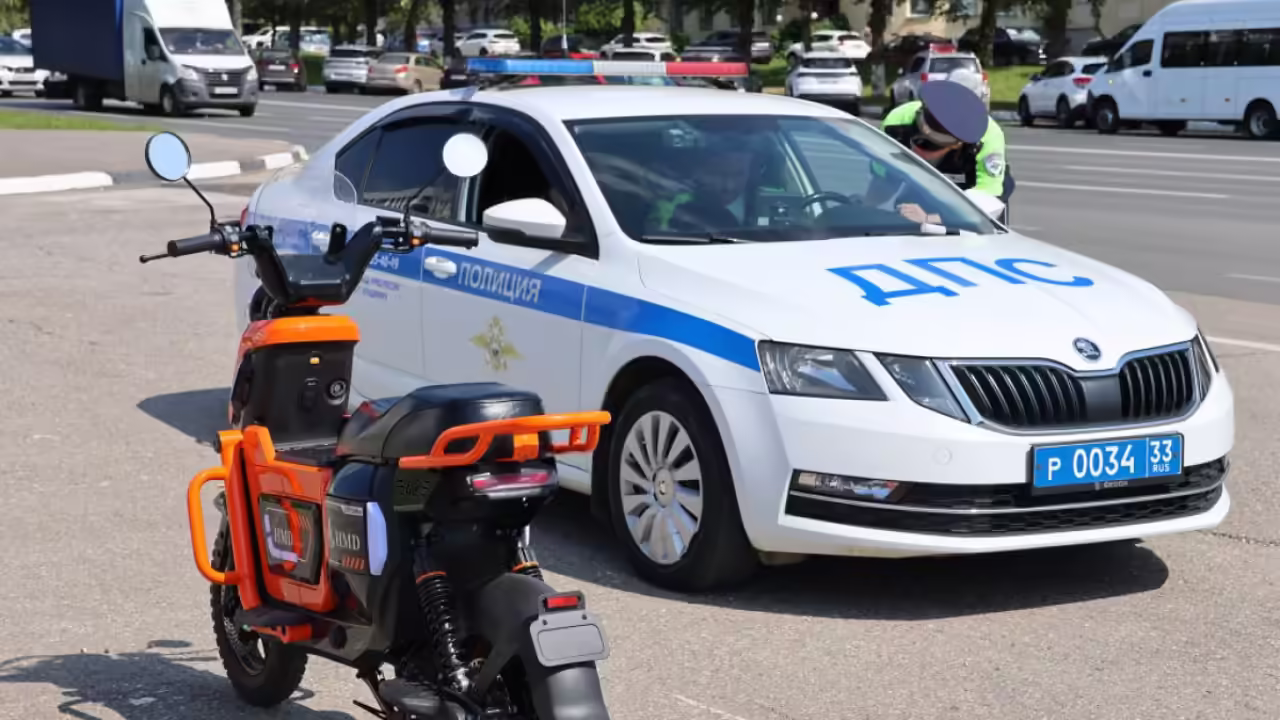 Во Владимире провели рейд по нарушениям на электросамокатах