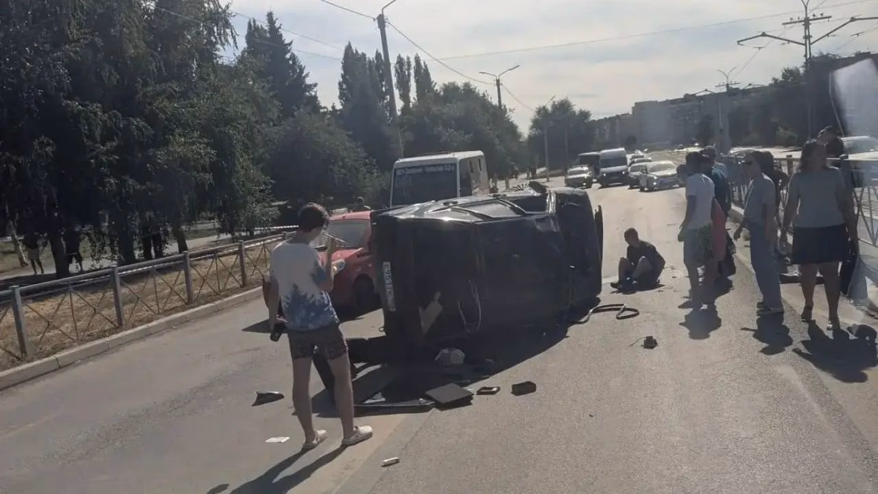 В Новотроицке 19-летний водитель устроил ДТП, пострадал пассажир