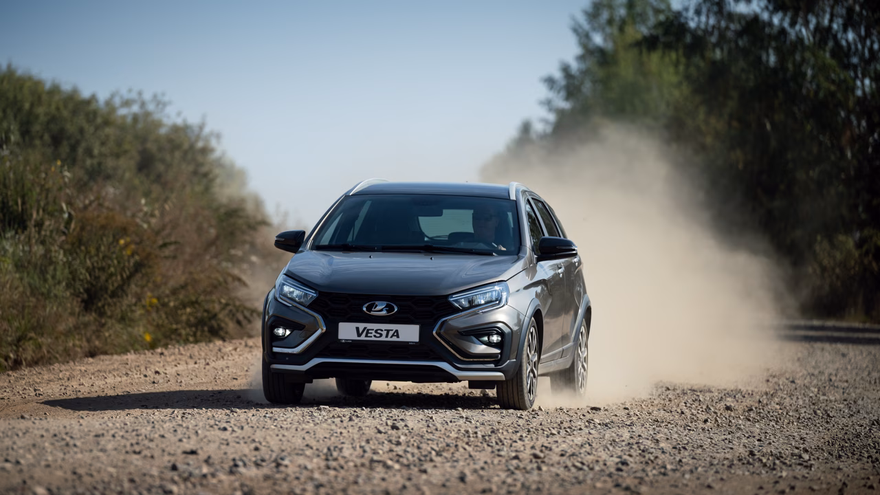Lada Vesta начали оснащать фирменной телематикой во всех комплектациях