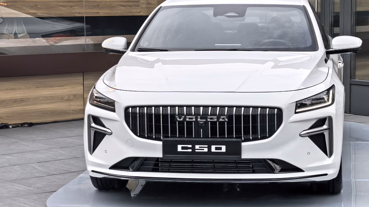 Седан Volga C50 появится в такси в тарифе "Бизнес" в девяти городах РФ