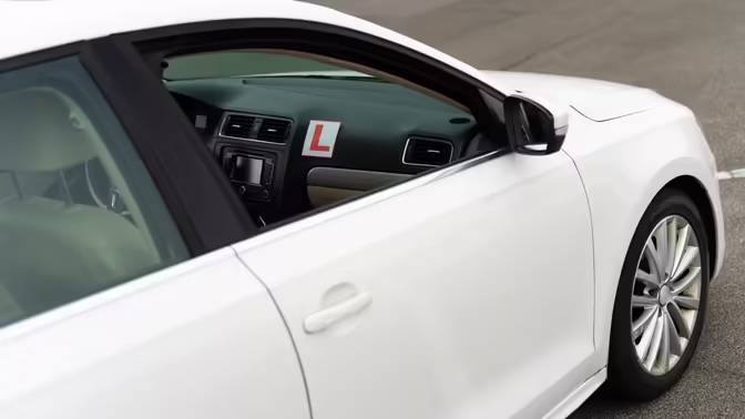Из-за дефекта приборной панели отзывают более 500 тысяч Toyota Camry
