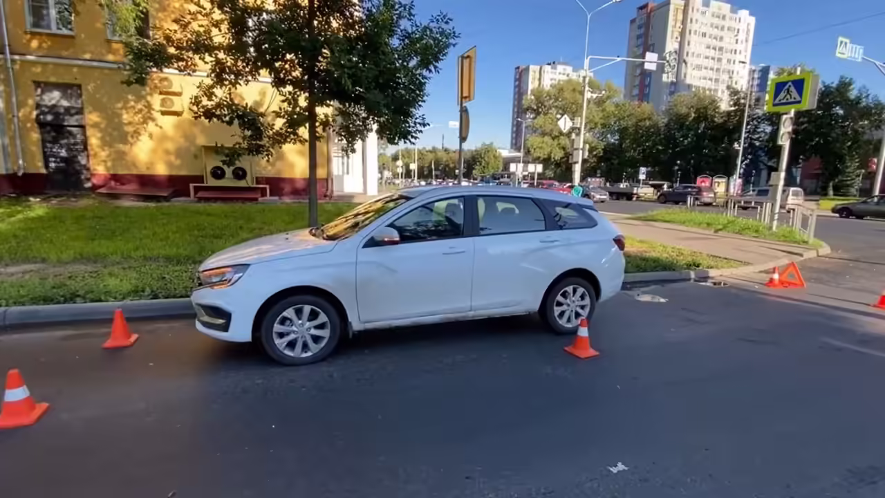 Легковушка сбила девятилетнего мальчика в Нижнем Новгороде: ребенок в больнице