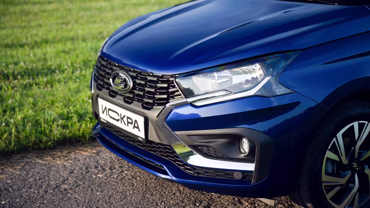 Lada Iskra из парка "ЗР" столкнулась с первыми неполадками: как решили проблему