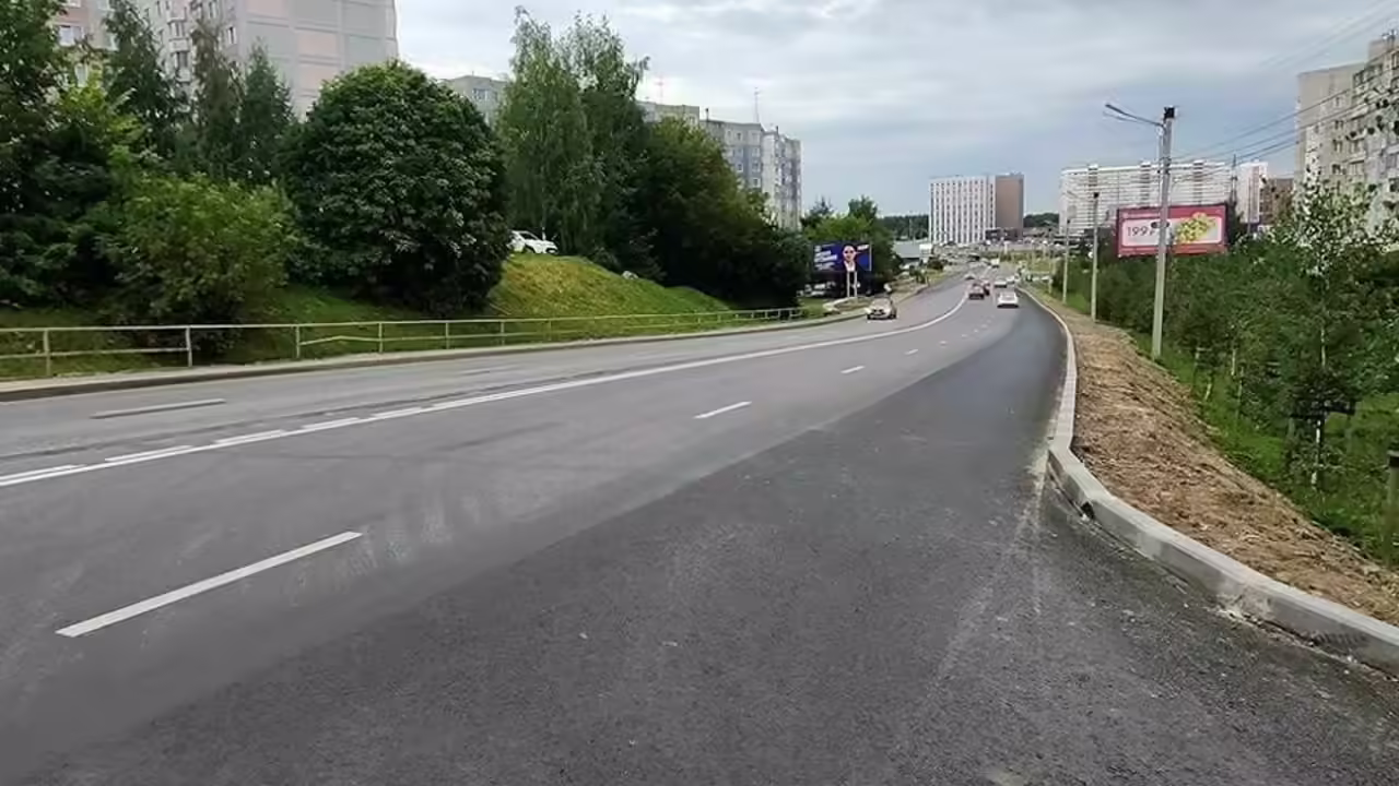 Улица Московская стала четырехполосной в Кирове